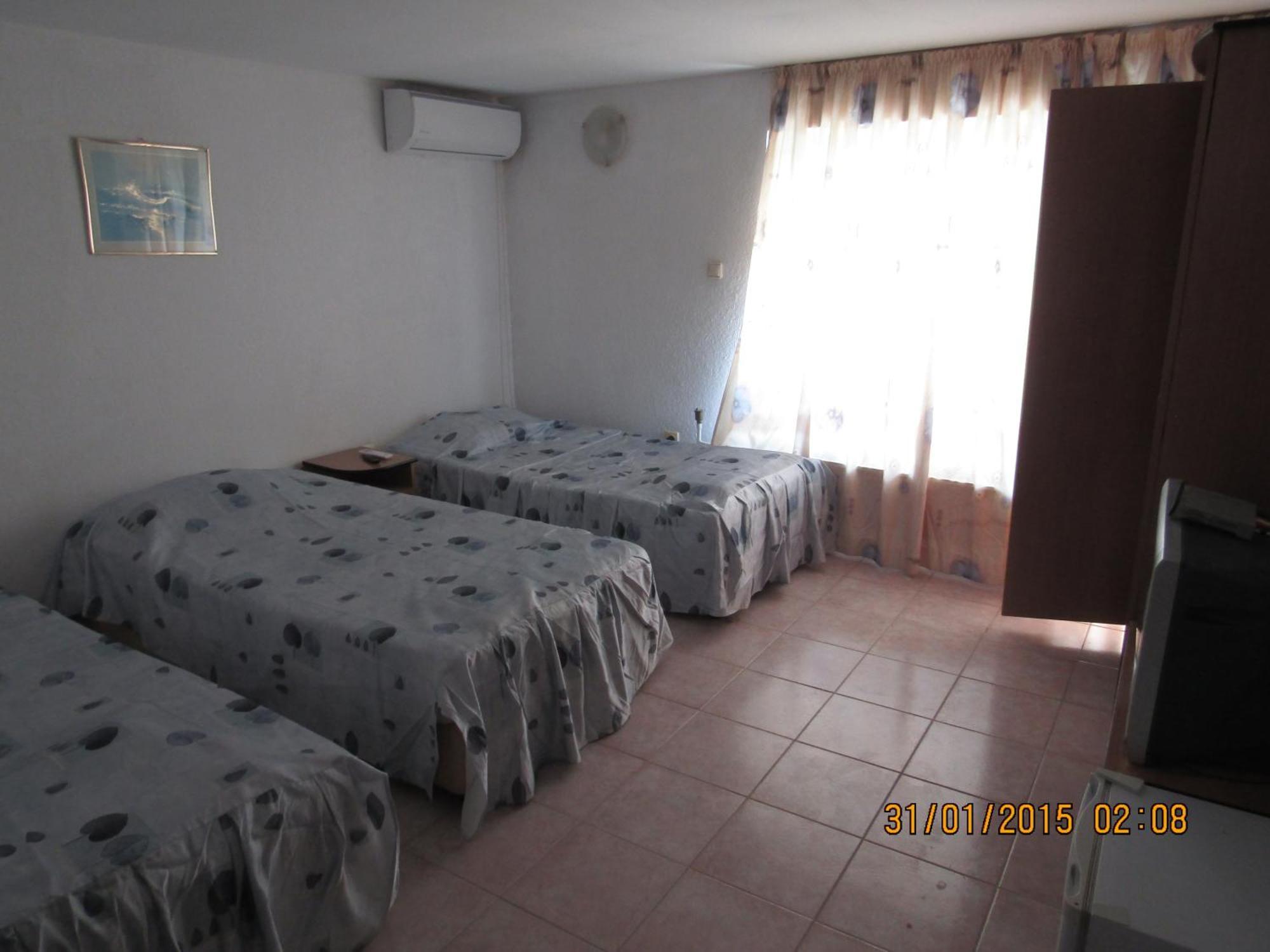 וארנה Hostel Papagal מראה חיצוני תמונה